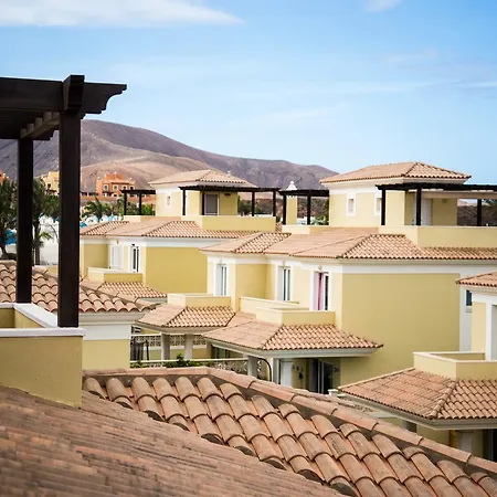 Villa Wonderful Private In Golden Park Residence.