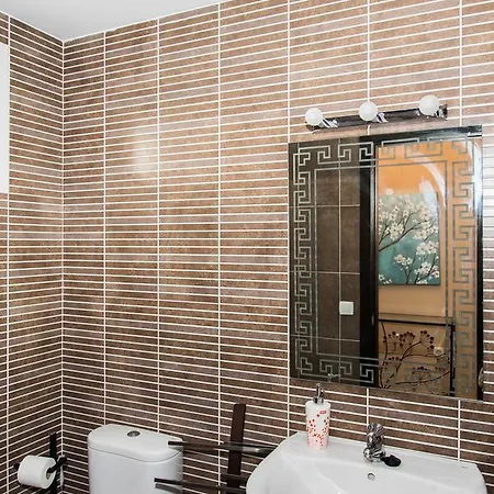 Wonderful Private In Golden Park Residence. Corralejo