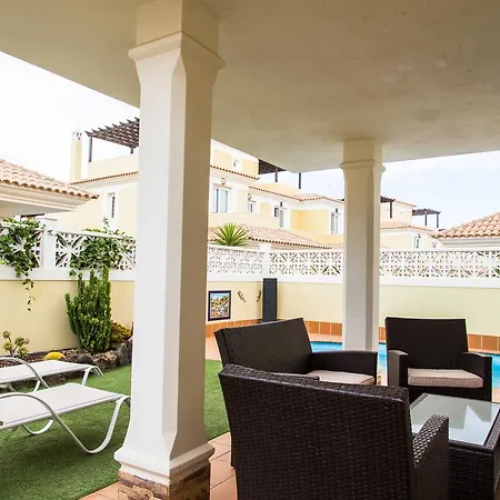 Villa Wonderful Private In Golden Park Residence. Corralejo