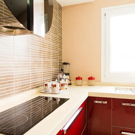 Wonderful Private In Golden Park Residence. * Corralejo