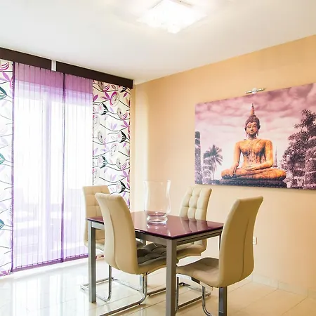 Wonderful Private In Golden Park Residence. Villa Corralejo