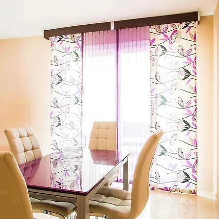 Wonderful Private In Golden Park Residence.